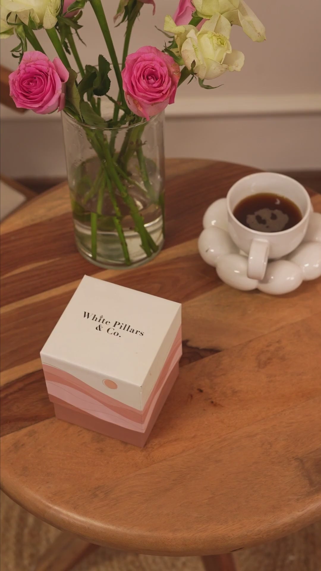White Pillars & Co Vanilla Scented Candle Gift Box