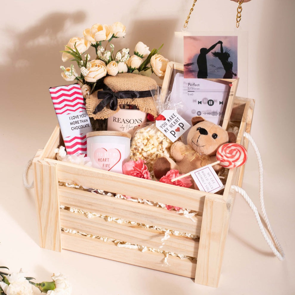 wooden gift hamper box