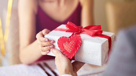 10 valentines day gifts she will truly adore