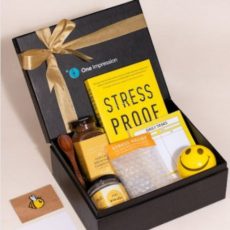 employee onboarding gift kits