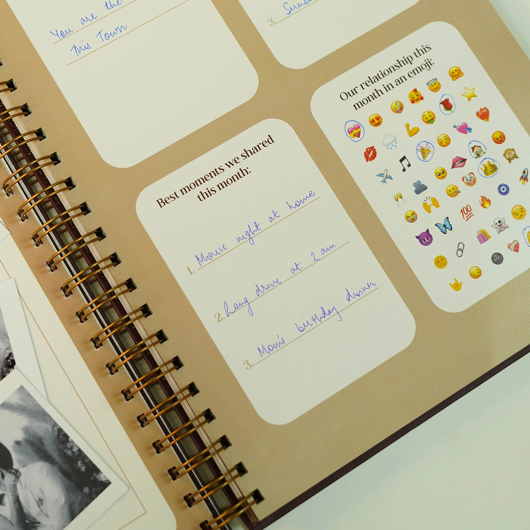 365 Days of Us - Couple Journal