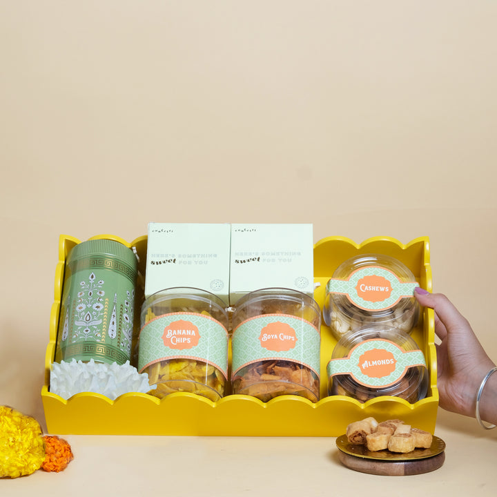 Nutty Delight and Healthy Snacks Festive Hamper