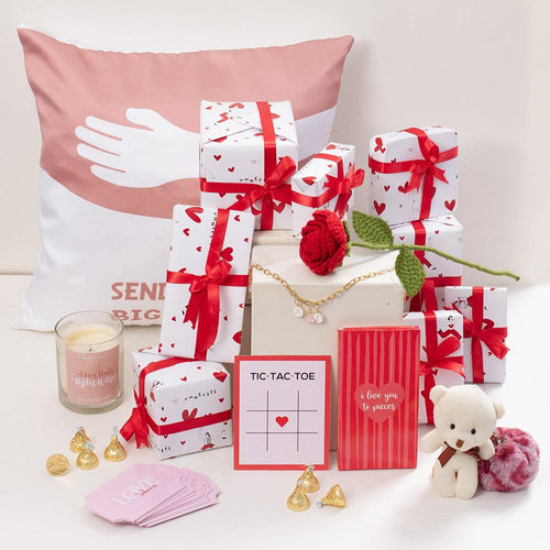 The "7 Days of Us” Valentine Gift Box