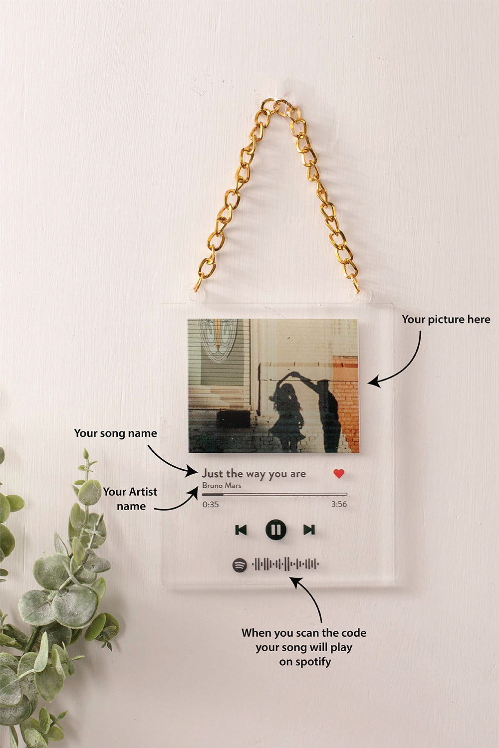 custom-wall-hangings