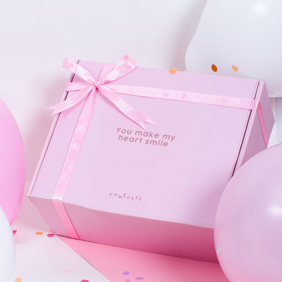 confetti-gifts-pink-birthday-gift-box